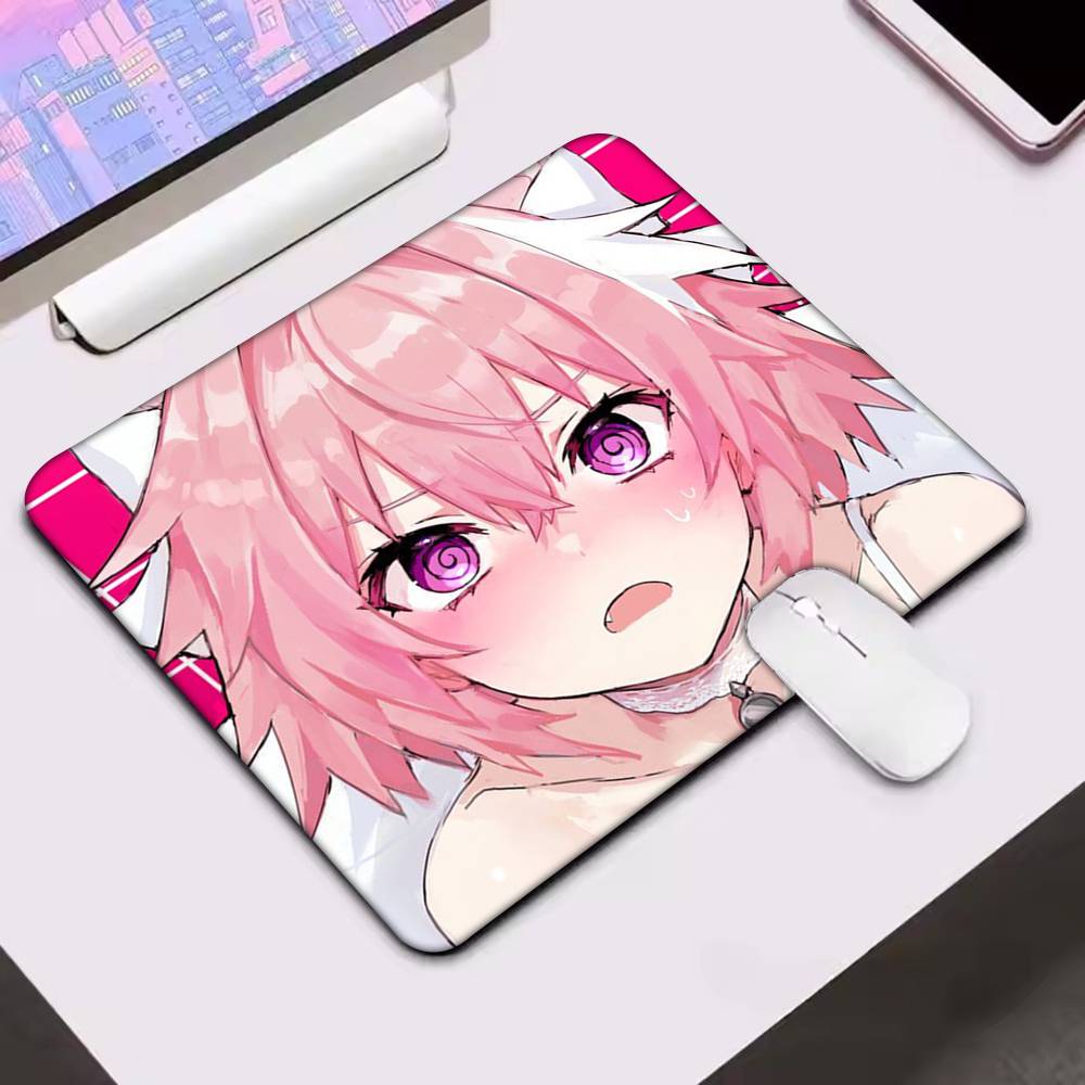 Cute Pink Hair Anime Character - Tradescantia Purple のレビューと価格
